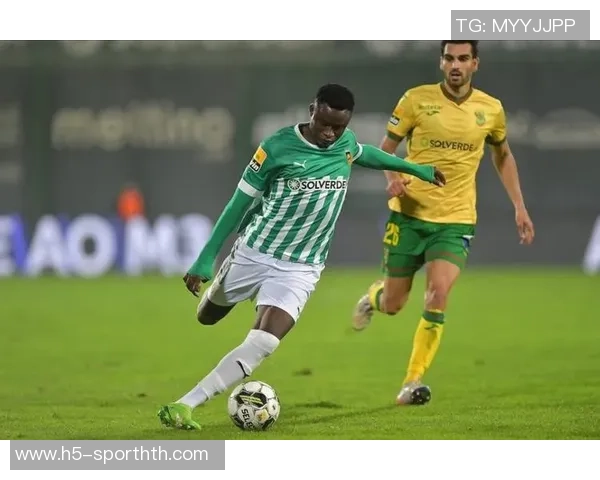 武汉三镇计划租借巴西边锋卡洛斯阿尔贝托并附加买断条款